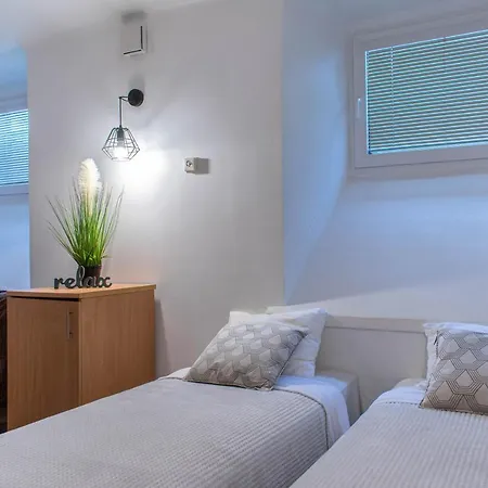 Apartments24 Vene One 아파트 라크베레